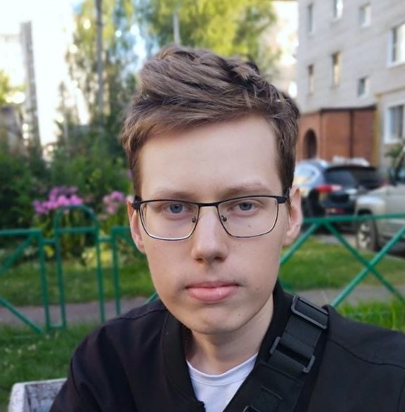 Павел Ланцев